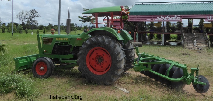 grüner original traktor deutz