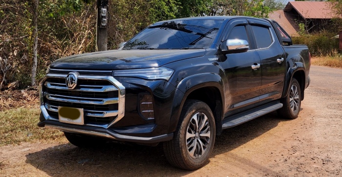 MG pickup schwarz in thailand