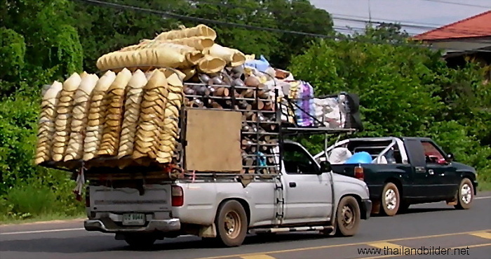 pickup mit korbgeflecht